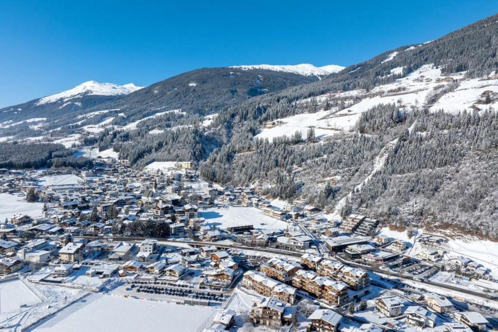 Residenz Sonnenfeld Top 2 นอยเคียร์เชน อัม โกรสเวเนดิเกอร์ ภายนอก รูปภาพ