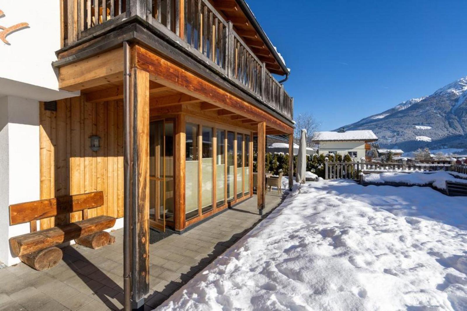 Residenz Sonnenfeld Top 2 นอยเคียร์เชน อัม โกรสเวเนดิเกอร์ ภายนอก รูปภาพ
